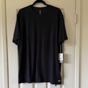 Vuori Strato Tech Tee - Charcoal Heather - XL